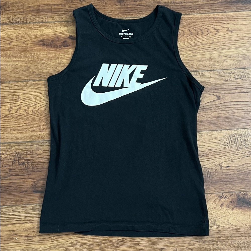 Nike Men’s Black and White Tank Top - Size: Small